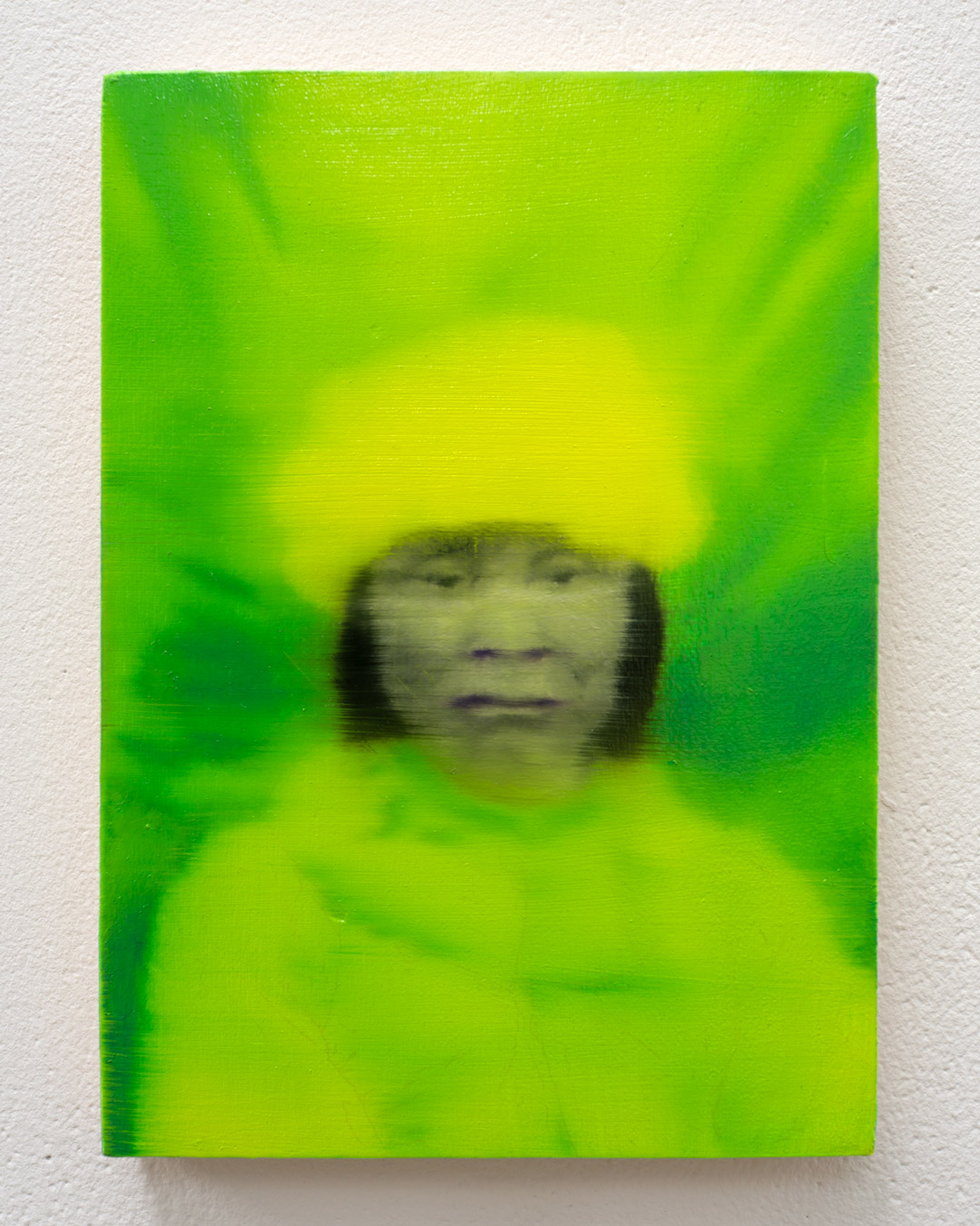 Mujer en amarillo y verde, Óleo, sobre panel de madera, 18 x 13 cm